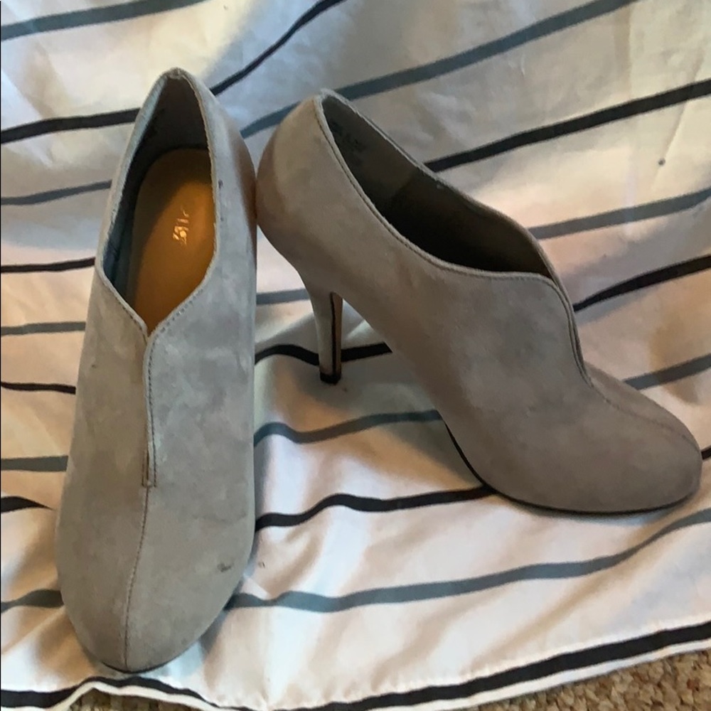 Apt. 9 heels